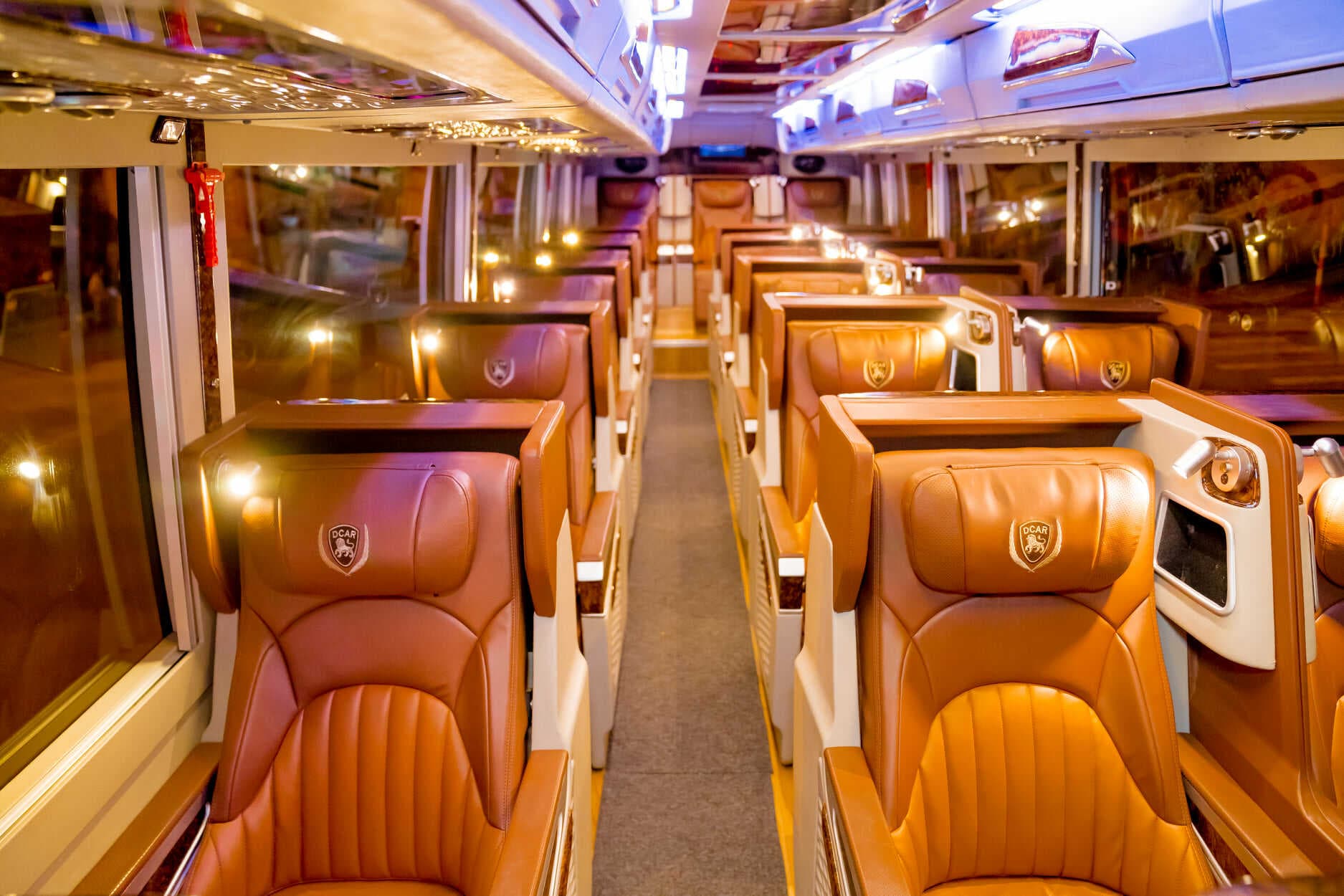 Nội thất xe Limousine 19 chỗ