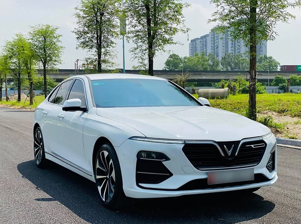 Thuê xe 4 chỗ HCM