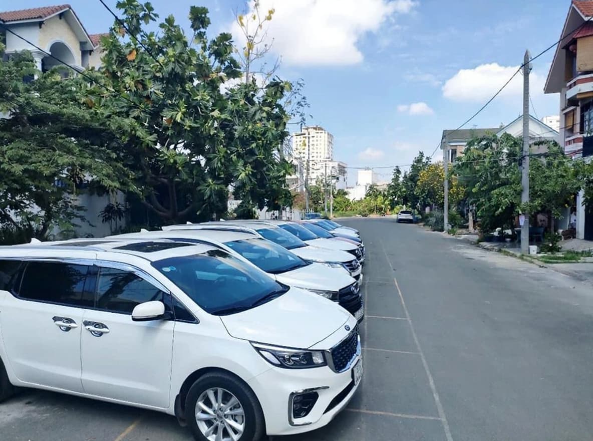 Dịch vụ thuê xe 7 chỗ